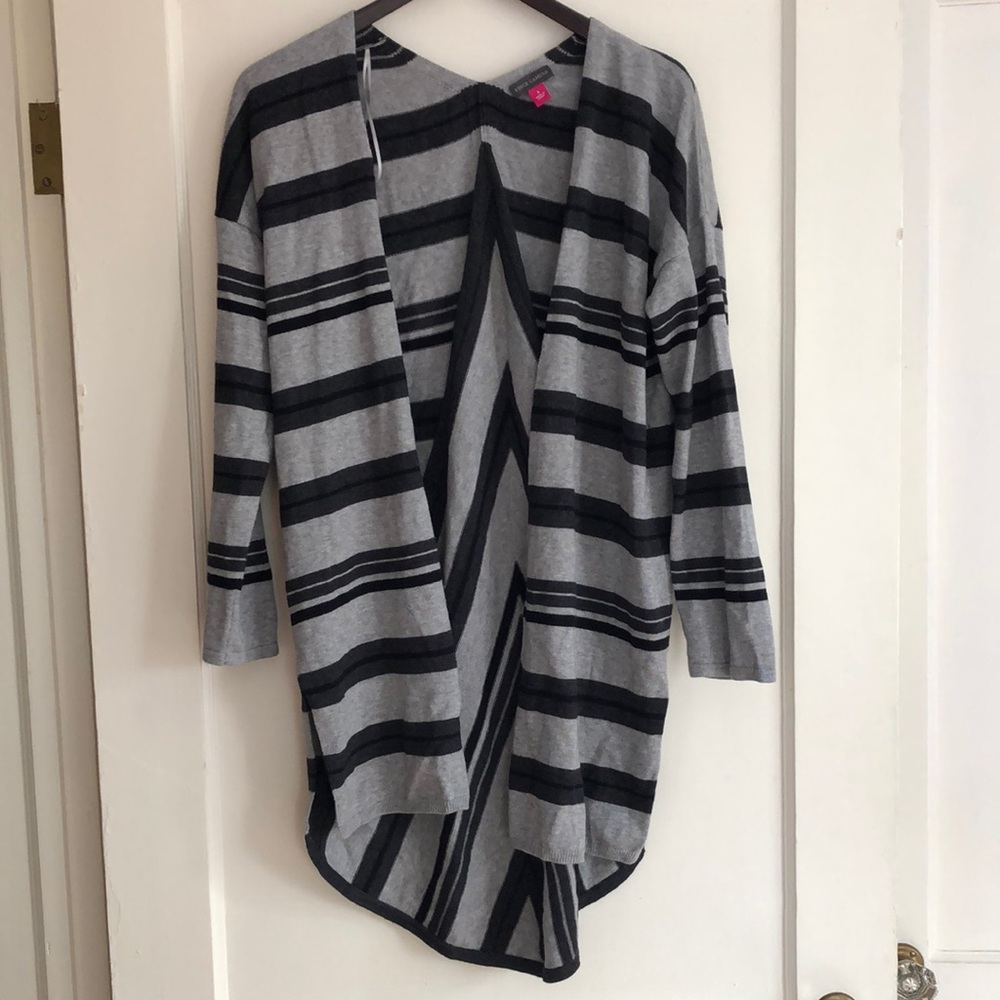 Women’s Vince Camuto Grey Stripped Cardigan Size Small